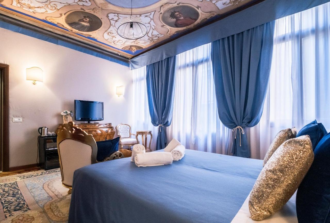Ca' Lavezzera Affittacamere Venezia