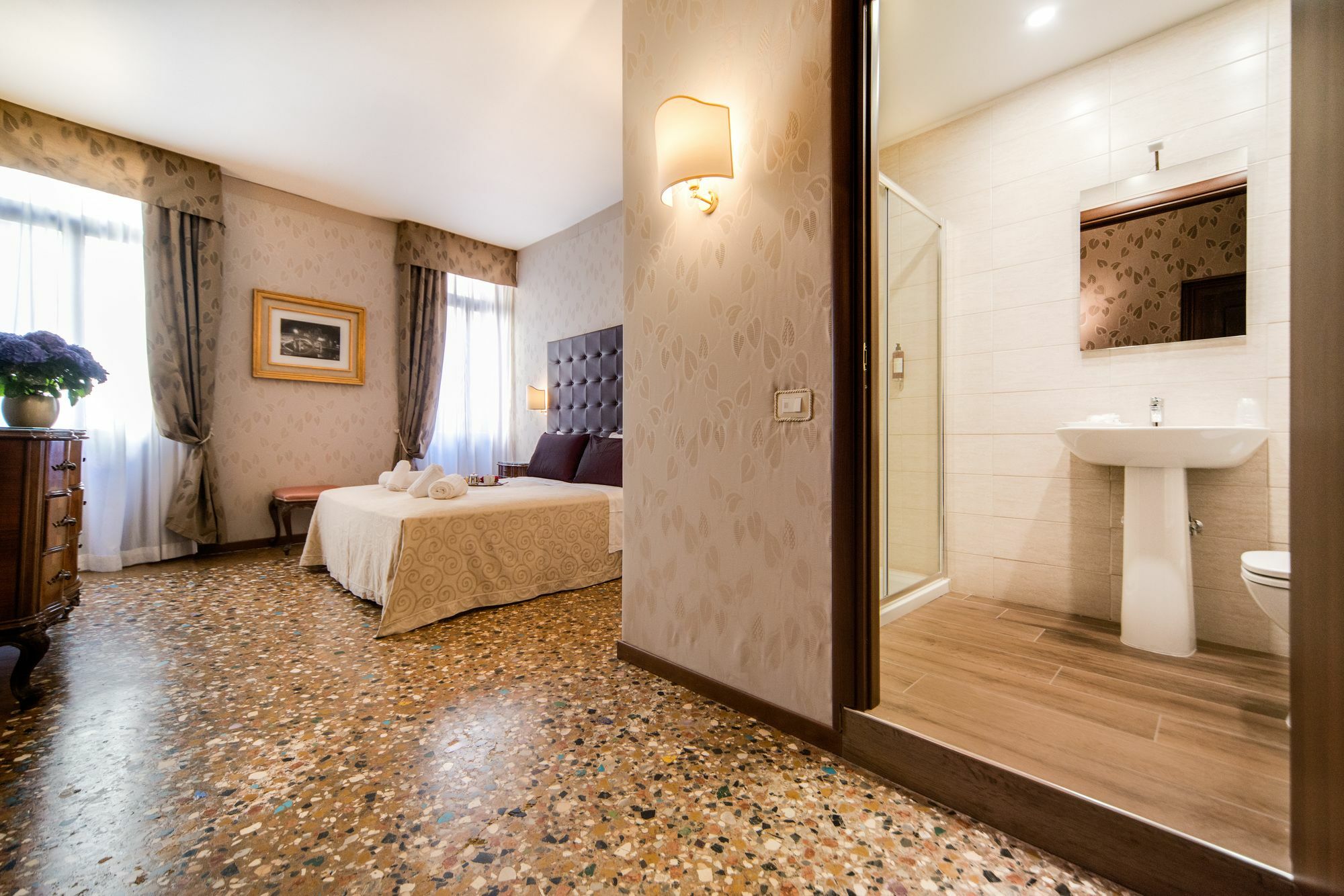 Ca' Lavezzera Venezia