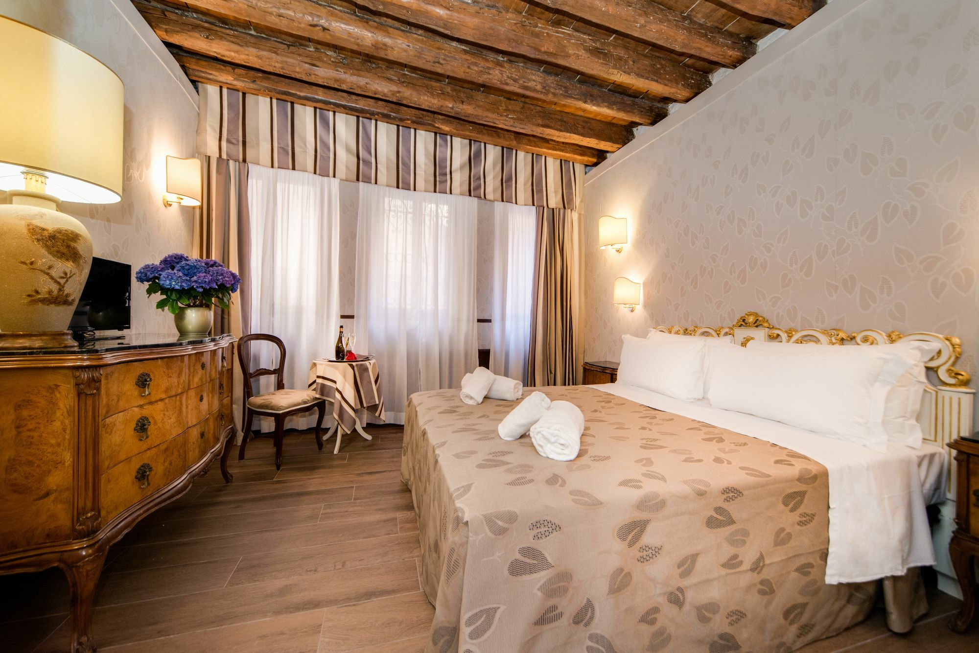 Ca' Lavezzera 2* Venezia