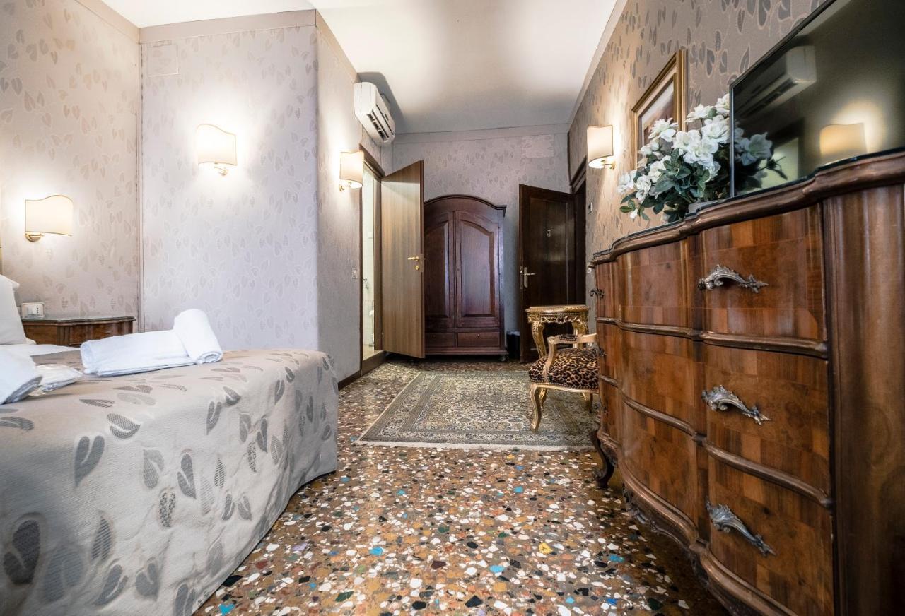 Affittacamere Ca' Lavezzera 2*